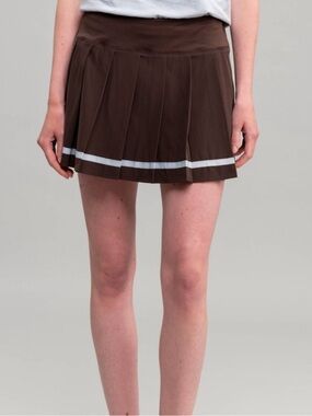 Richer Poorer Brown 14” Pleated Golf Skort